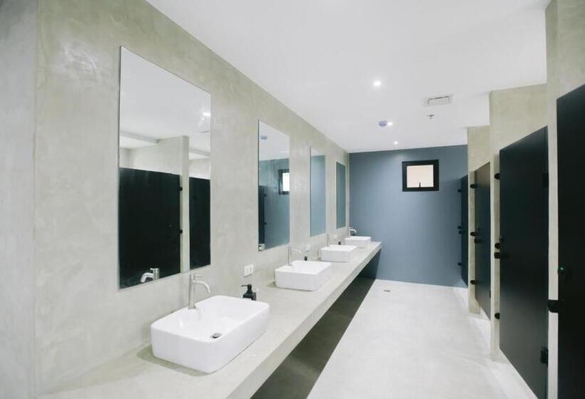 ユースホステル 10 Oxford Residences