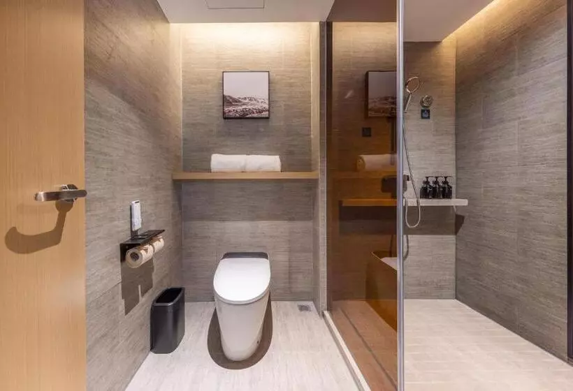 Atour Hotel Zhongshan Nantou Haiya Colorful City