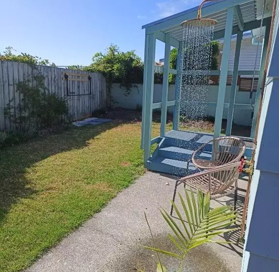 Aamiaismajoitus (B&B) Omanu Cottage