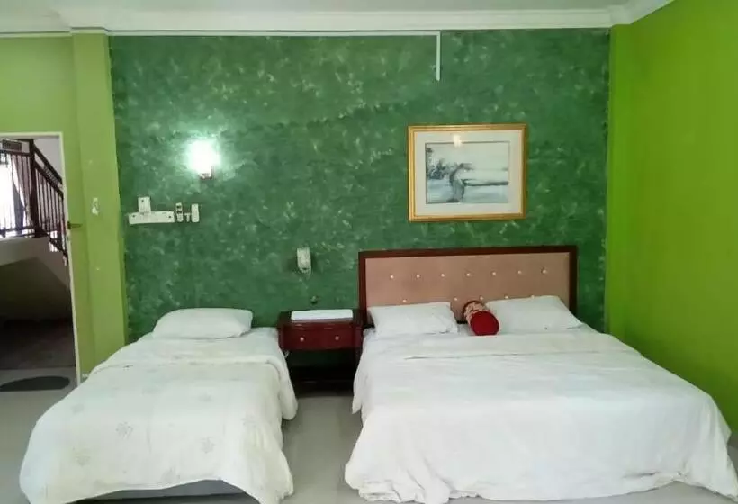 D  Bunga Hotel Bukit Bunga Bilik Family Deluxe