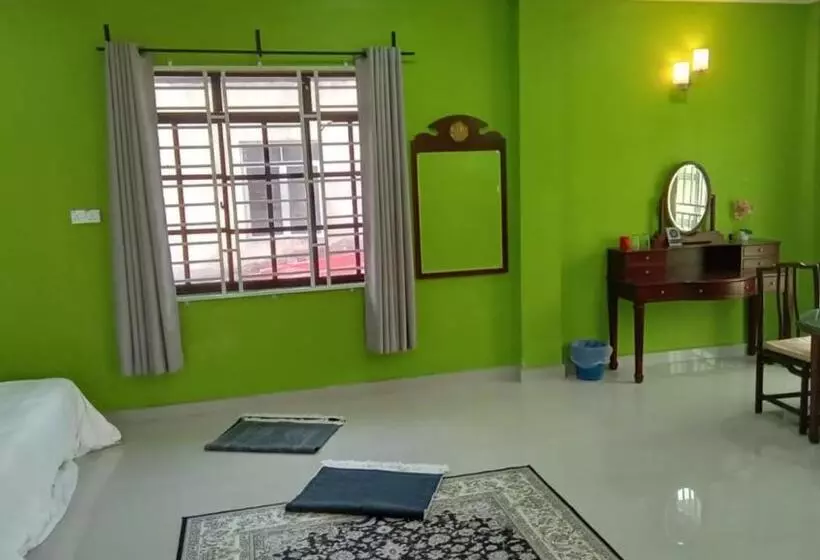 D  Bunga Hotel Bukit Bunga Bilik Family Deluxe