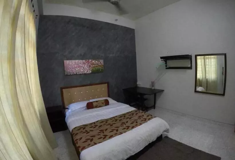 D  Bunga Hotel Bukit Bunga Bilik Family Deluxe