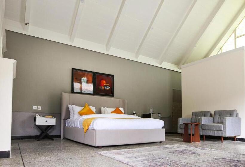 Destination Hotel Thandiani