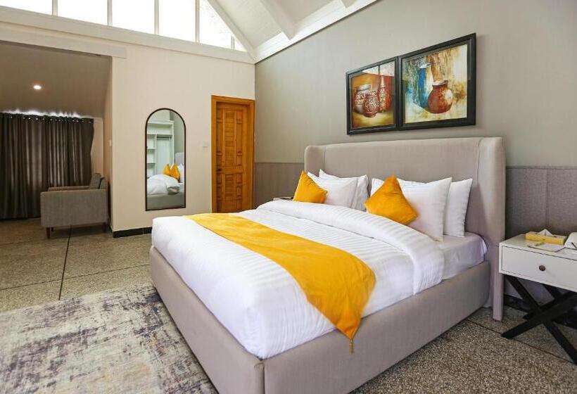 Destination Hotel Thandiani