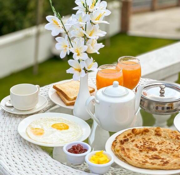 Destination Hotel Thandiani