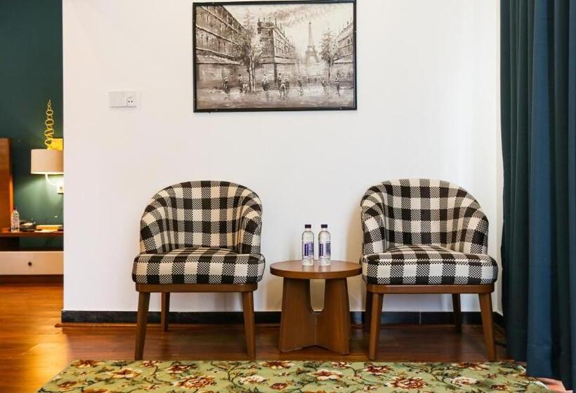 Destination Hotel Thandiani