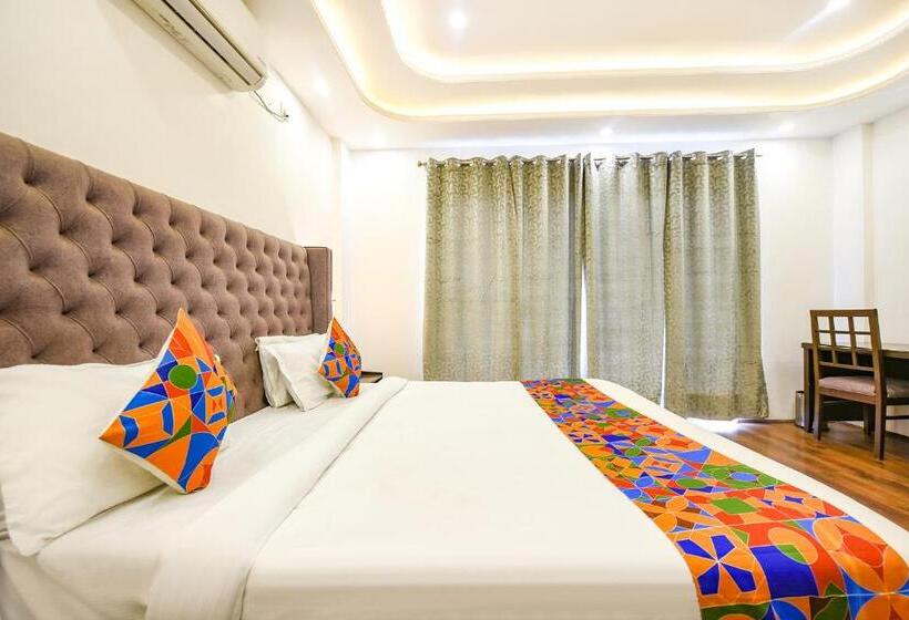 Fabhotel The Weekend Vibes