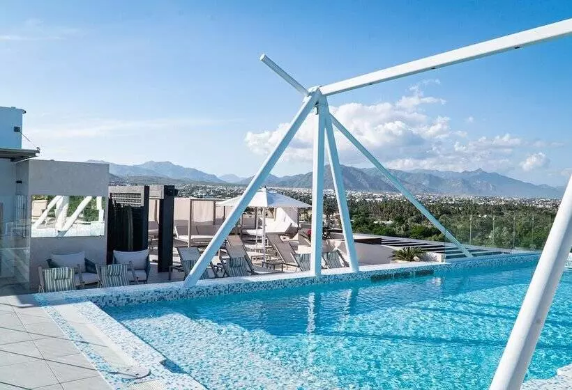 Flamboyan Hotel & Residences