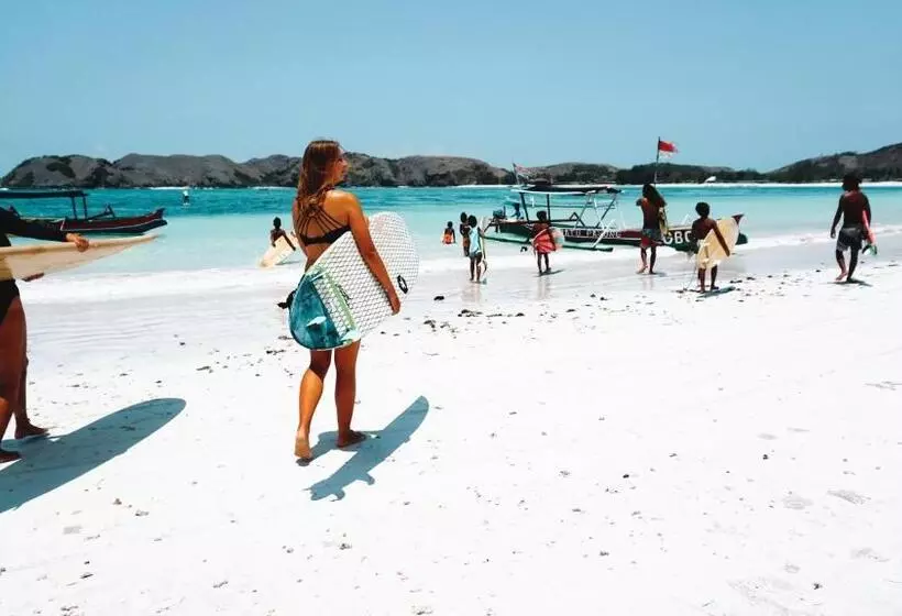 ホテル Luana Lombok