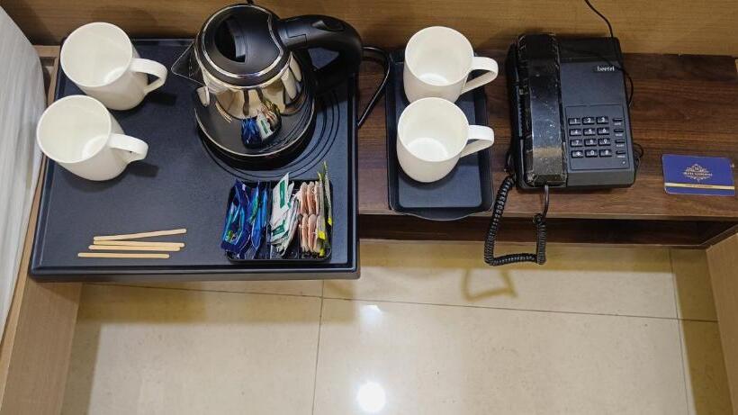 Szálloda Madhavam  250 Mtr From Mathura Railway Station