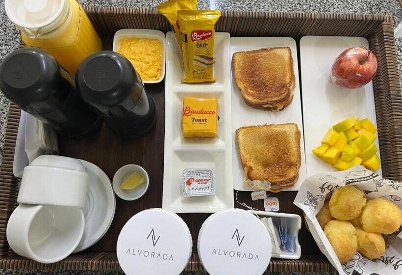 هتل Suítes Alvorada