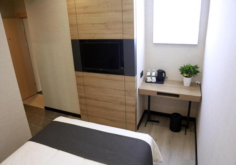 Hotell Thank Inn Chain Fuyang Linquan Stadium