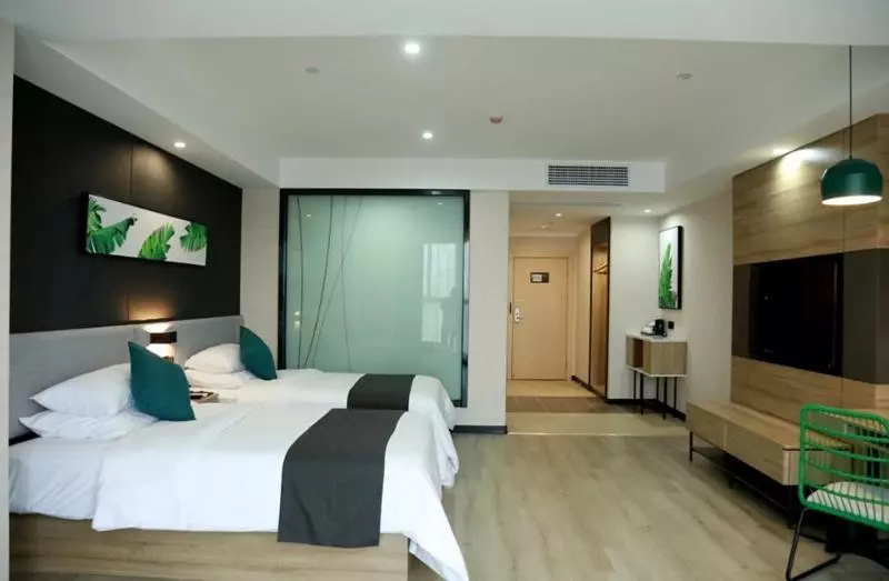 Hotelli Thank Inn Chain Fuyang Linquan Stadium