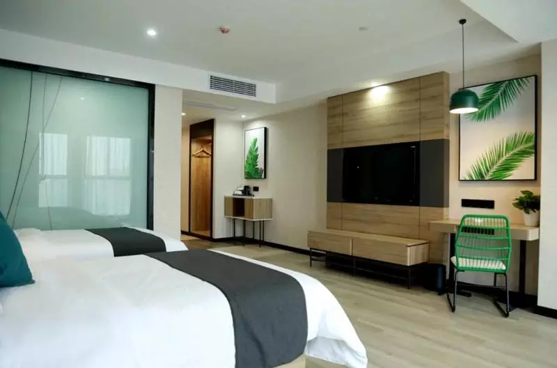 Hotelli Thank Inn Chain Fuyang Linquan Stadium