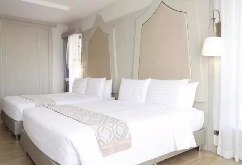 Hotelli The Navy House