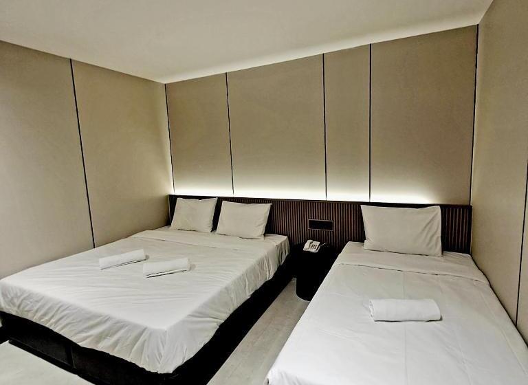 Hotel Urban Inn, Salak Tinggi