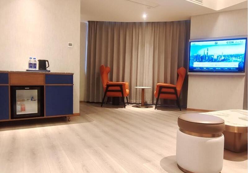 Lanou Hotel Lianyungang Donghai High Speed Railway Station Crystal City