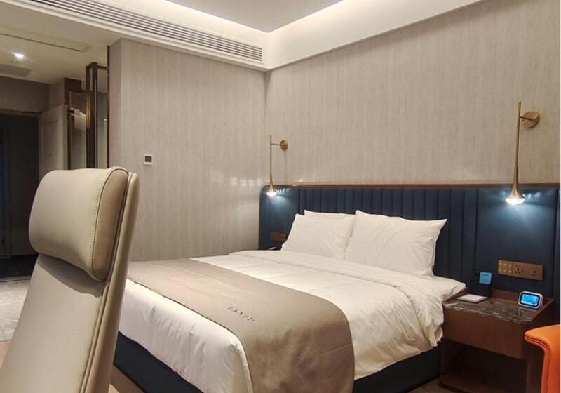 Lanou Hotel Lianyungang Donghai High Speed Railway Station Crystal City