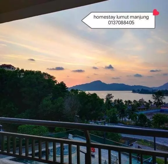 Marina Heights Hotel 3 Bedrooms Swimming Pool View Lumut Manjung