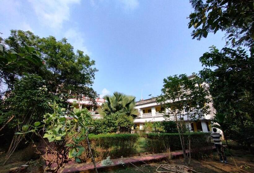 Muktomon Hotel & Resort