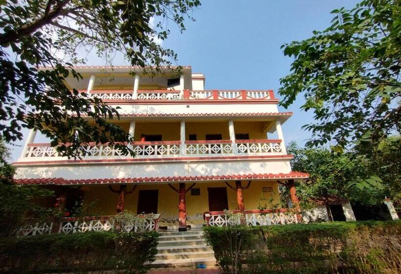 Muktomon Hotel & Resort