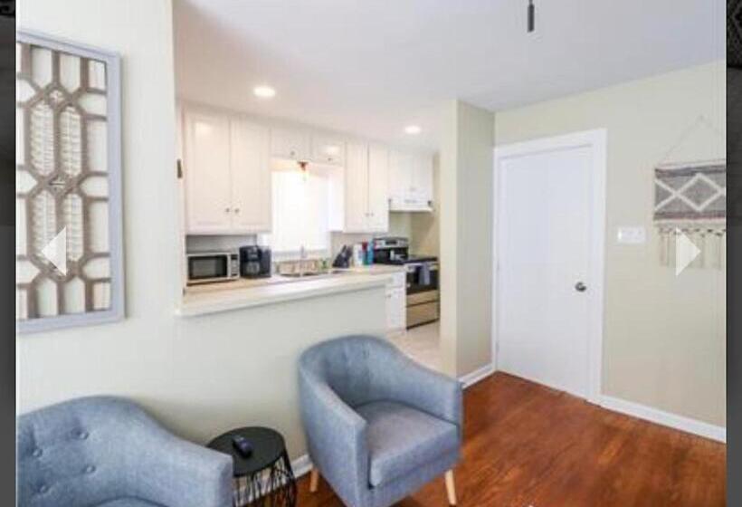 پانسیون Old Bay All Day