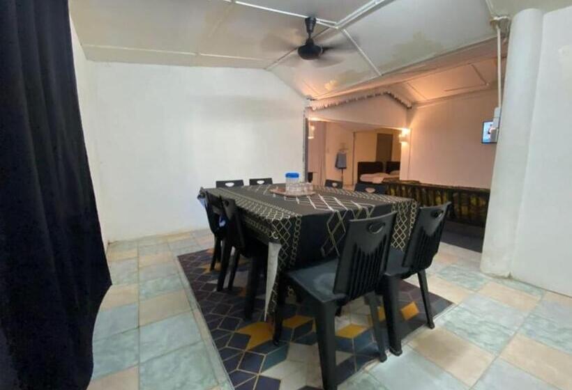 بنسيون Sb Sunset Kuching