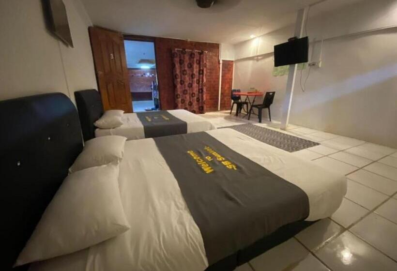 بنسيون Sb Sunset Kuching