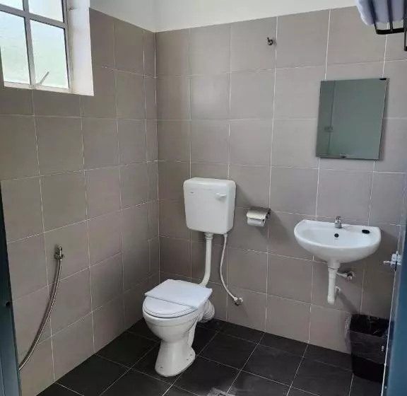 Wintel Hotel Tupai