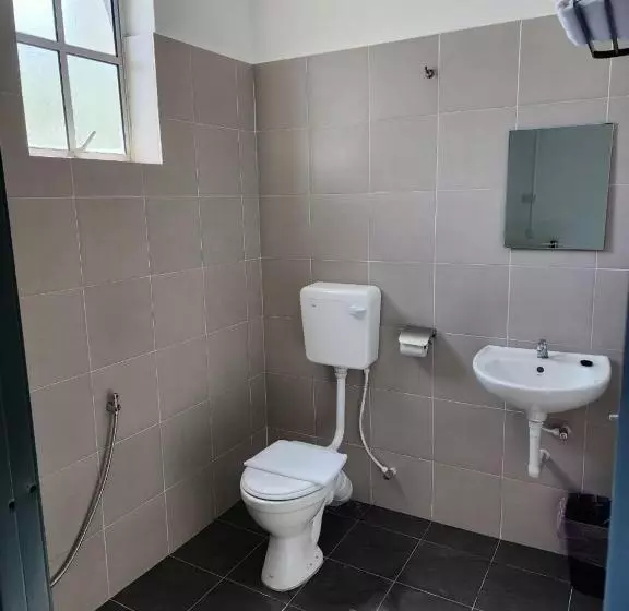 Wintel Hotel Tupai