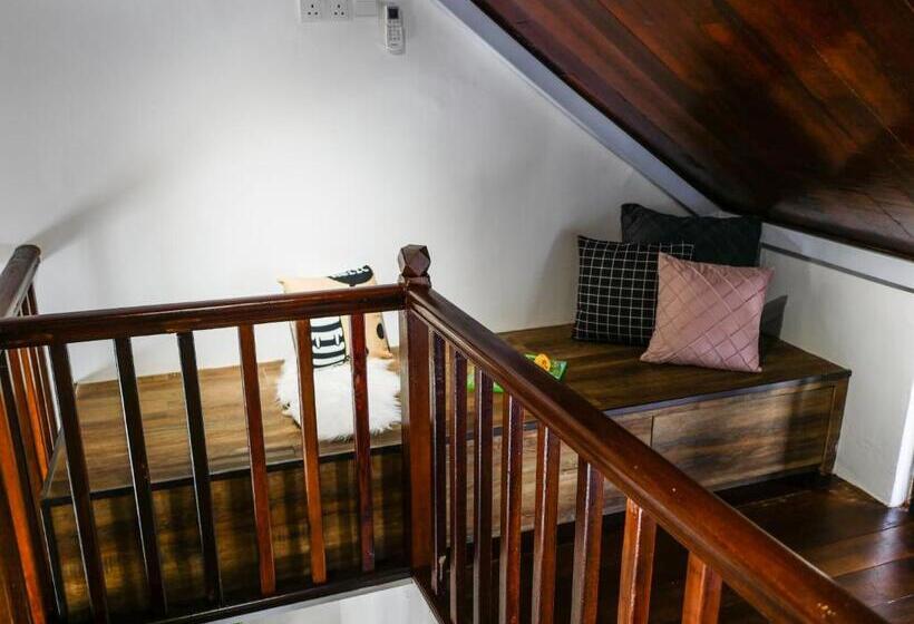 ユースホステル Carnarvon Antique Loft