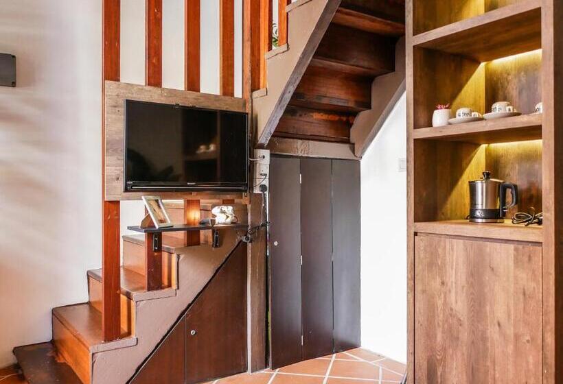 ユースホステル Carnarvon Antique Loft