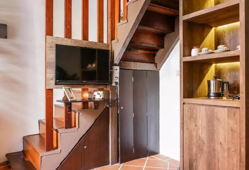هاستل Carnarvon Antique Loft