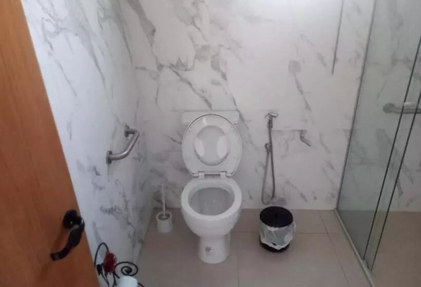 ユースホステル Pousada Quatro Estações