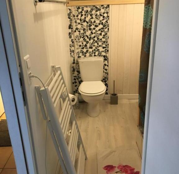 Bed and Breakfast Aux Lacs Et Cascades