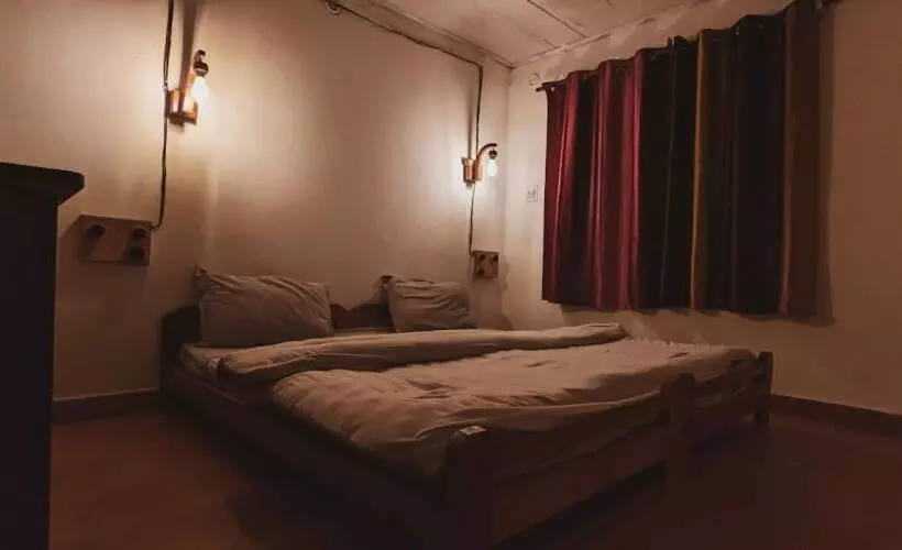 Aamiaismajoitus (B&B) Kanatal Kutir