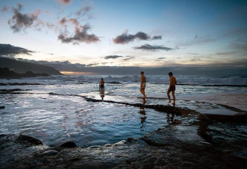 تختخواب و صبحانه La Rayuela Suites