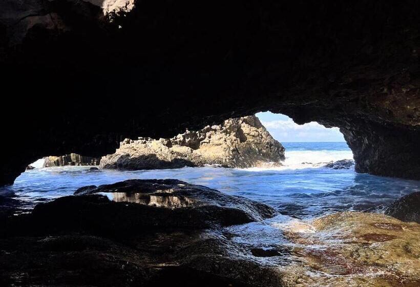 تختخواب و صبحانه La Rayuela Suites