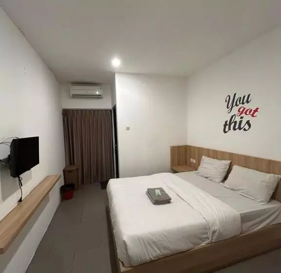 ホテル Behomy Maxley Lippo Karawaci