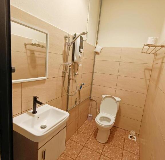 Отель Collection O 90858 Bentong Wellness Homestay Midland