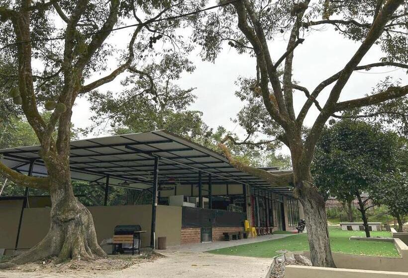 Отель Collection O 90858 Bentong Wellness Homestay Midland