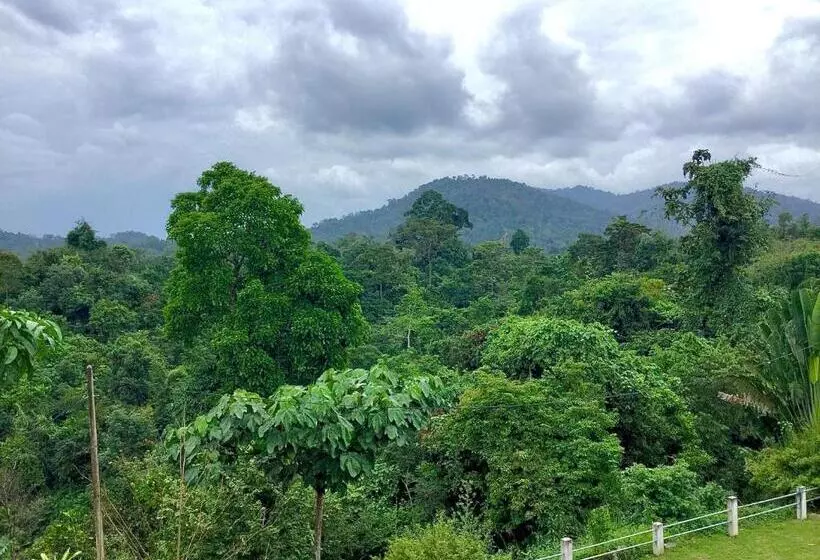 ホテル D View Hill