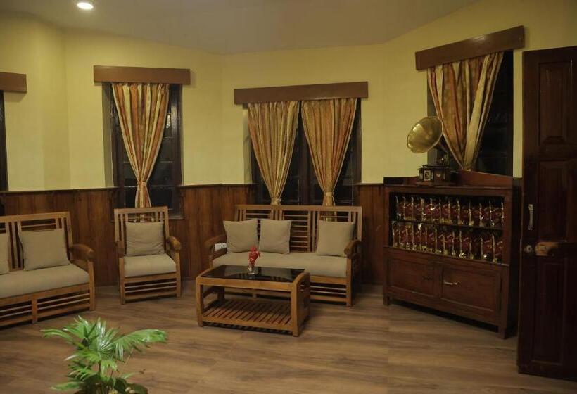 Отель Harris Holiday Inn