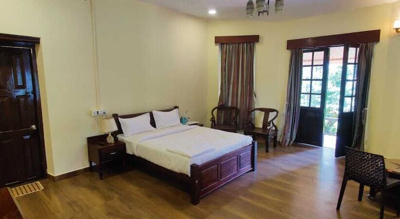 Отель Harris Holiday Inn