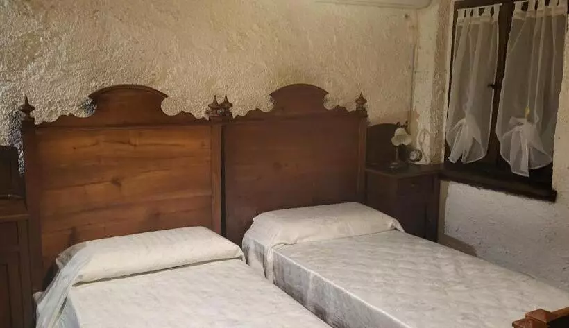 ホテル Il Tempio Nel Bosco The Rustic Rooms & Wine