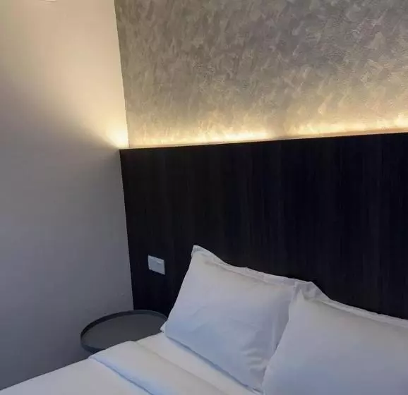 Hotelli Unihome Suite