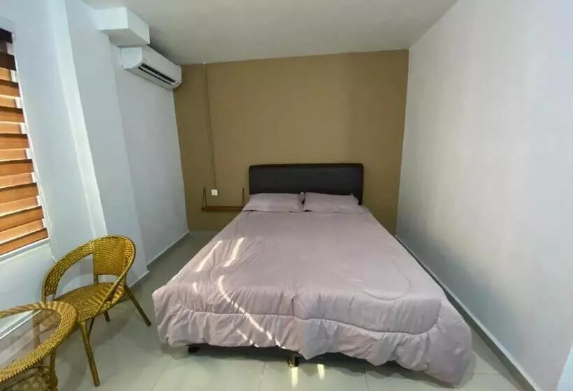 Oyo 90857 Hotel Kong Jing