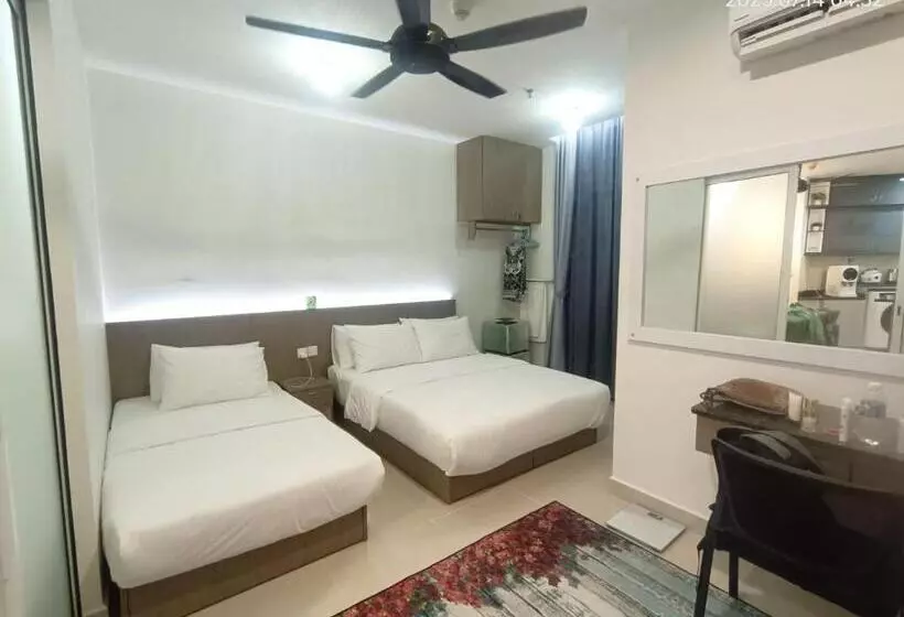 Qilala Dualview By The Shore