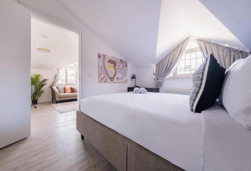 Stella Stays Istanbul Etiler