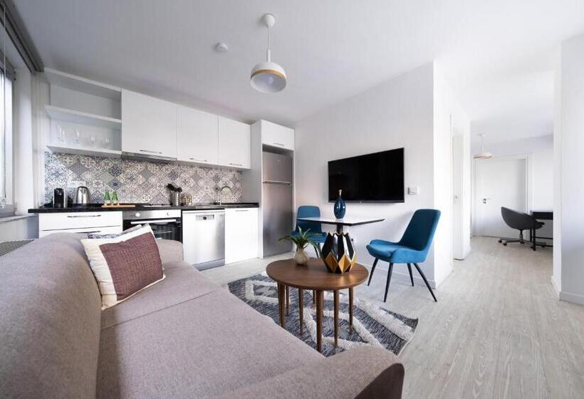 Stella Stays Istanbul Etiler